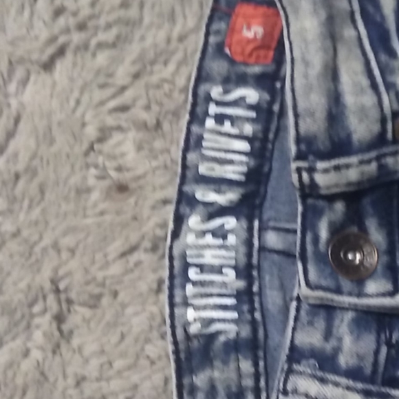 Stitches & Rivets Jeans - Picture 3 of 5